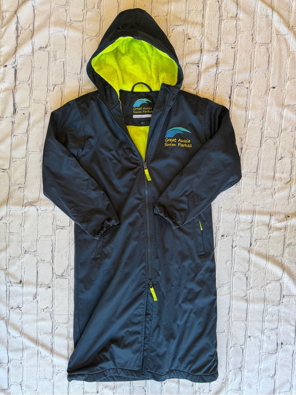 GREAT AUSSIE SWIM PARKAS Swim Robe Kids 14 Youth Long Navy Blue Parka Neon Green
